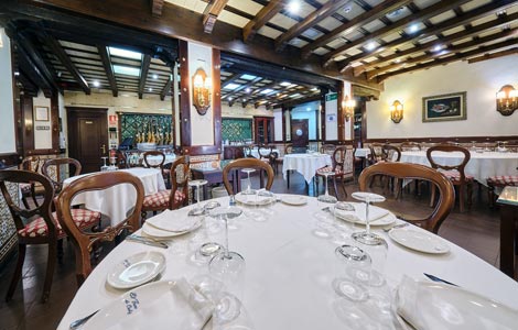 Salón - Restaurante El Faro de Cádiz